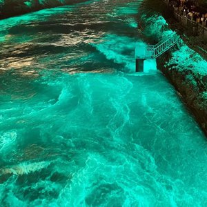 被舌头伸进去高潮过程
